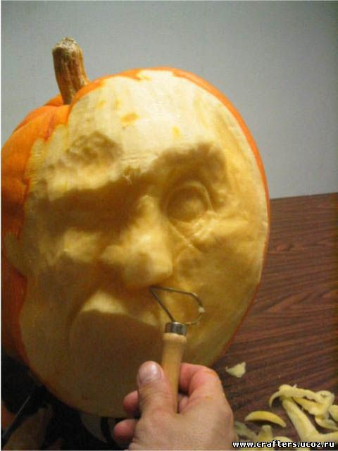 карвинг по овощам и фруктам из дыни вырезаем рожу к празднику хеллоуин своими руками